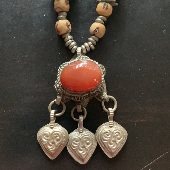 Multi-textured necklace - Picture 6 of 6